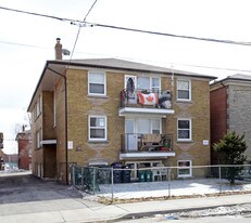 233 Melrose St in Toronto, ON - Building Photo