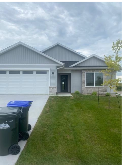 property at 96 Huntington Dr