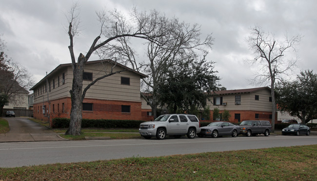 1318 Heights Blvd in Houston, TX - Foto de edificio - Building Photo