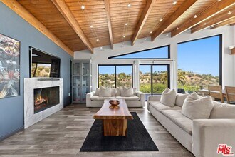3655 Glenridge Dr in Los Angeles, CA - Building Photo - Building Photo