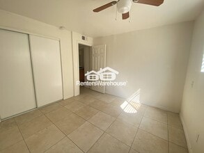 325 S Pioneer in Mesa, AZ - Building Photo - Building Photo