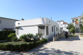 934 16th St in Santa Monica, CA - Building Photo - Building Photo