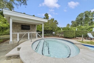 Saltmeadow Bay in Virginia Beach, VA - Building Photo - Building Photo