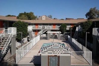 Evergreen on Hayden in Tempe, AZ - Building Photo - Building Photo