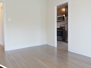 2645 N Spaulding Ave in Chicago, IL - Building Photo - Building Photo