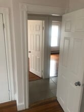 26-2 Cooper St, Unit Cooper in North Providence, RI - Foto de edificio - Building Photo