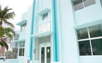 6891 Bay Dr in Miami Beach, FL - Building Photo