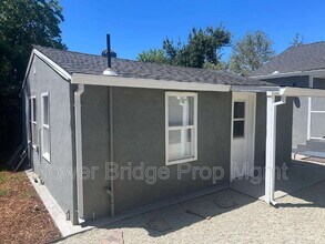 1854 South Ave in Sacramento, CA - Building Photo - Building Photo