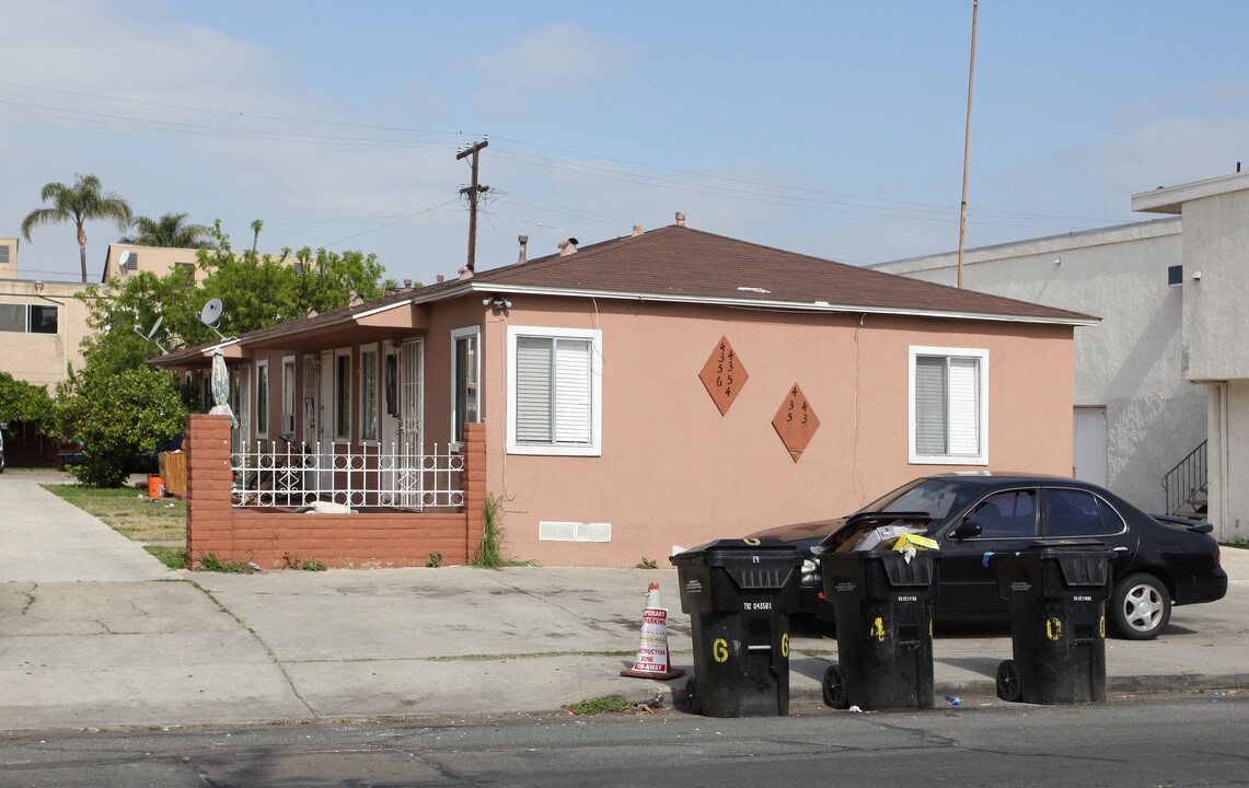 4352-4356 Highland Ave in San Diego, CA - Building Photo