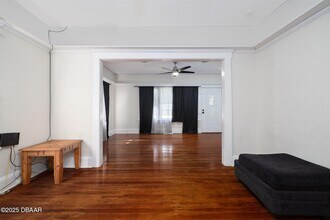 121 Bellevue Ave in Daytona Beach, FL - Foto de edificio - Building Photo