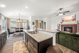 6007 NW Hoover St in Bentonville, AR - Building Photo - Building Photo