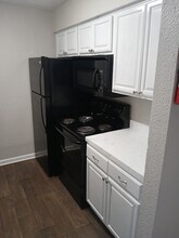 Spring Oaks Apartments in Spring, TX - Foto de edificio - Building Photo