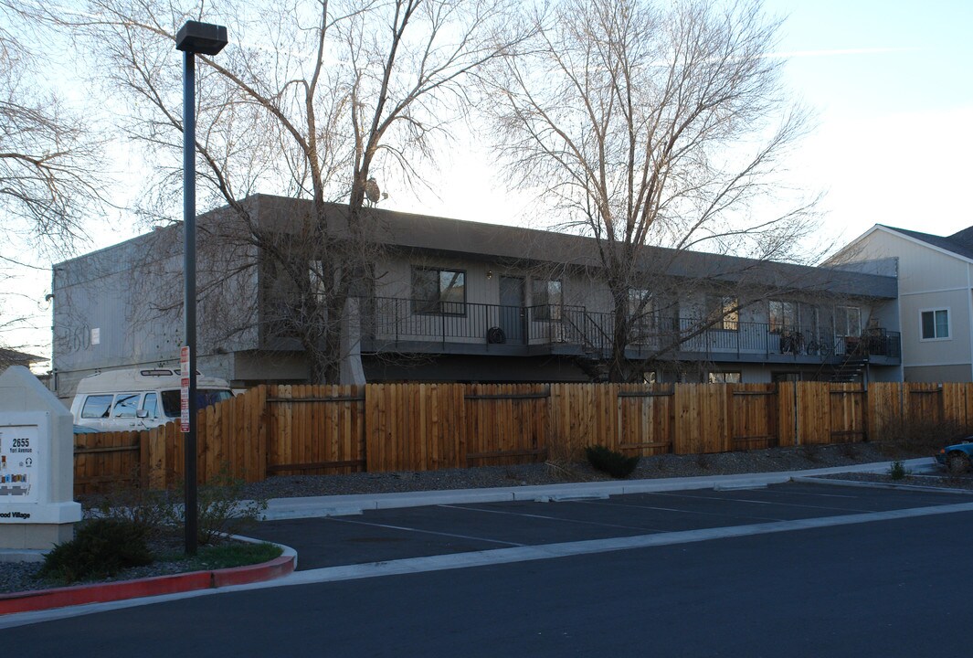 260 Linden St in Reno, NV - Building Photo