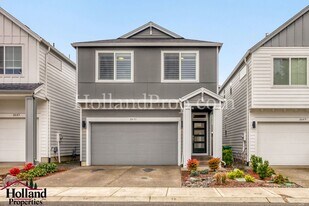 2671 SW Maycrest Ter in Beaverton, OR - Building Photo