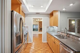 9131 Valley Chapel Ln in Dallas, TX - Building Photo - Building Photo