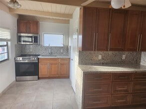 1079 3rd St in Okeechobee, FL - Building Photo - Building Photo