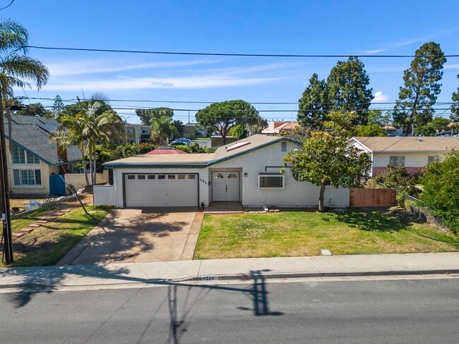 251 Sandstone St in Chula Vista, CA - Building Photo - Building Photo