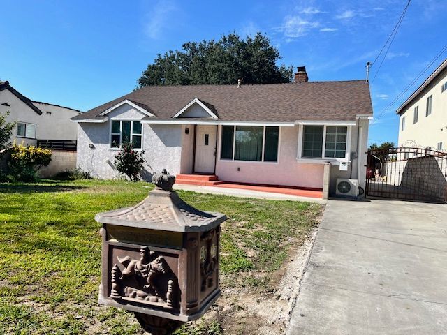 property at 6013 N Walnut Grove Ave