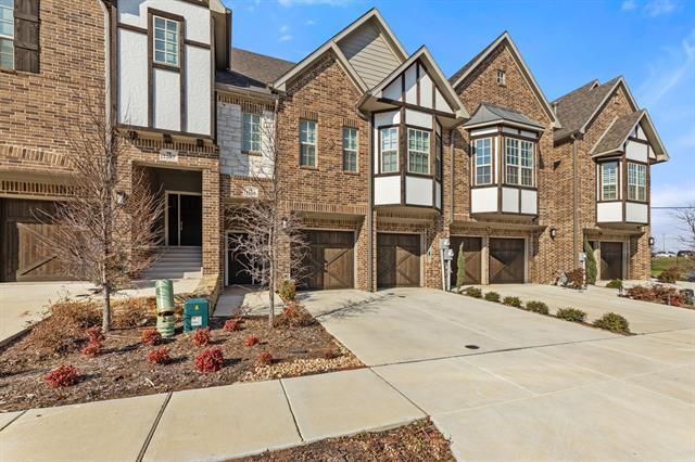 2205 Southwick Dr