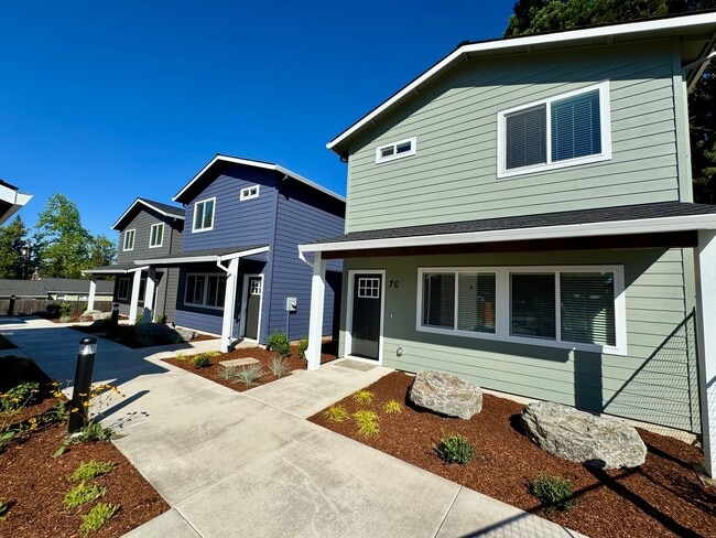 property at 13822 SE Oatfield Rd