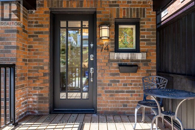 74 Willow Ave in Toronto, ON - Building Photo - Building Photo