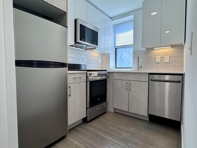property at 18 Peterborough St