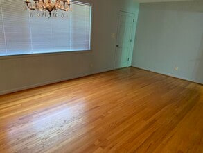 56 Meadowlane Dr in Laurel, MS - Building Photo - Building Photo