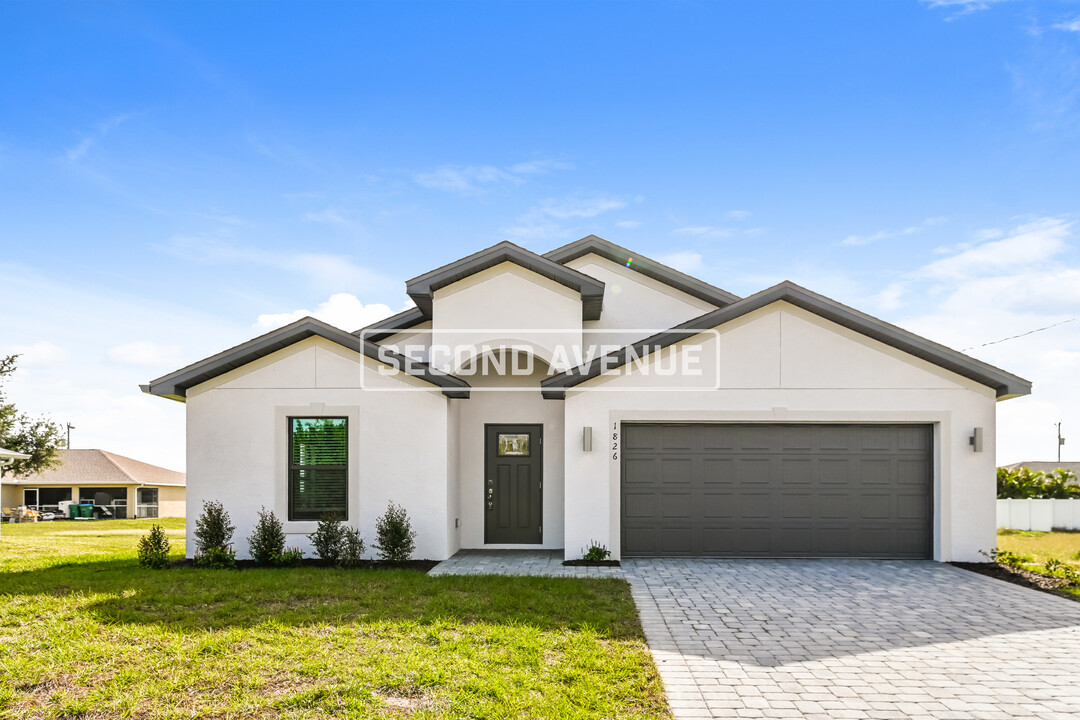 1826 NE 21st St in Cape Coral, FL - Foto de edificio