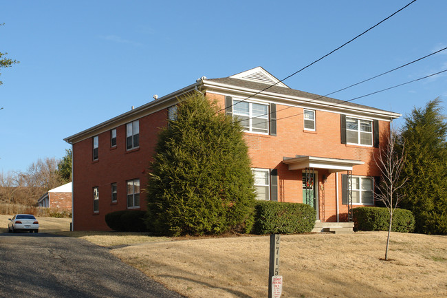 2715 Riedling Dr in Louisville, KY - Foto de edificio - Building Photo