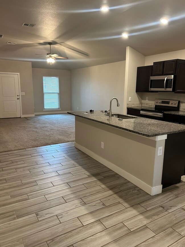 10405 Winfield in Lubbock, TX - Building Photo - Building Photo