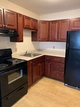 Briston Manor West in Bedford, NH - Building Photo - Interior Photo