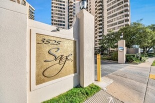 3525 Sage Rd in Houston, TX - Building Photo