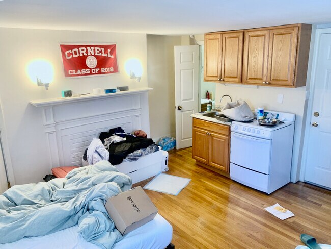 58 Anderson St, Unit 2 photo'