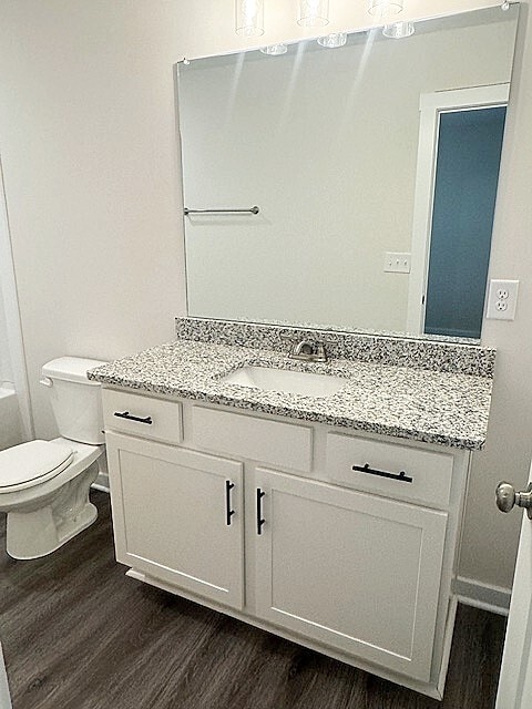 100 Aviator Cir in Oak Grove, KY - Building Photo - Building Photo