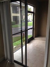 2445 SW 18th Terrace in Fort Lauderdale, FL - Foto de edificio - Building Photo