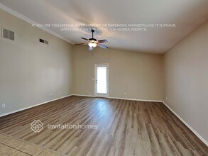 2752 W Grenadine Rd in Phoenix, AZ - Building Photo - Building Photo