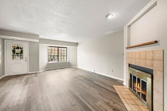 920 London Green Way in Colorado Springs, CO - Building Photo - Building Photo