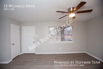 18 Michael Dr in Little Rock, AR - Building Photo - Building Photo