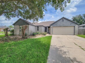 22918 Pine Mist Ln in Spring, TX - Building Photo - Building Photo