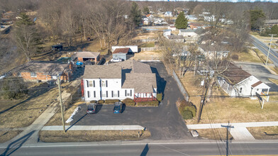 2705 Rockford Ln in Louisville, KY - Building Photo - Building Photo