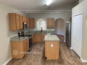 9904 35th Ave E in Palmetto, FL - Building Photo - Building Photo