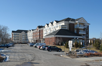 Heritage Commons at Pond's Edge in Minneapolis, MN - Building Photo - Building Photo