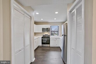 3287 15th Pl SE in Washington, DC - Building Photo - Building Photo