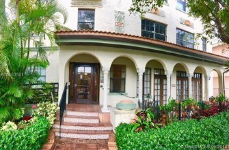 934 Michigan Ave-Unit -109 in Miami Beach, FL - Building Photo - Building Photo