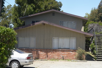 3071 Curran Ave in Oakland, CA - Building Photo - Building Photo