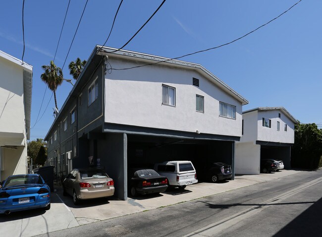 4035 Inglewood Blvd in Los Angeles, CA - Foto de edificio - Building Photo