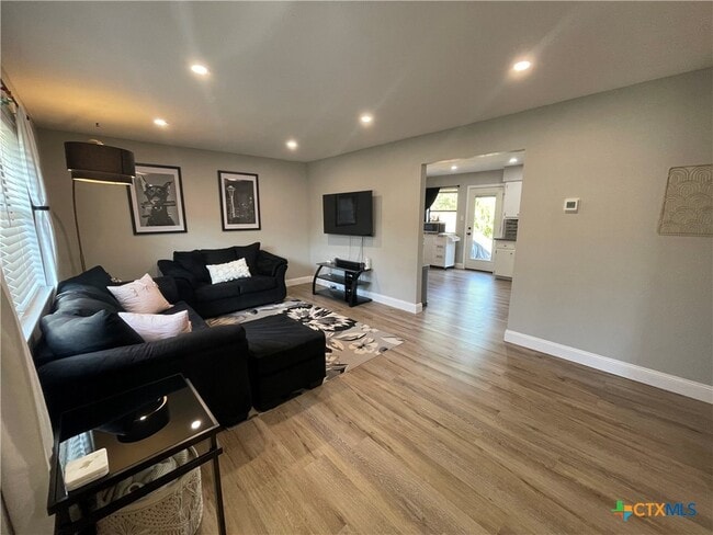 127 Sioux Cir in Cibolo, TX - Building Photo - Building Photo