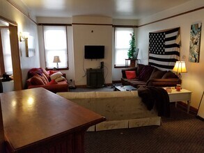 669 Price St in Morgantown, WV - Building Photo - Building Photo