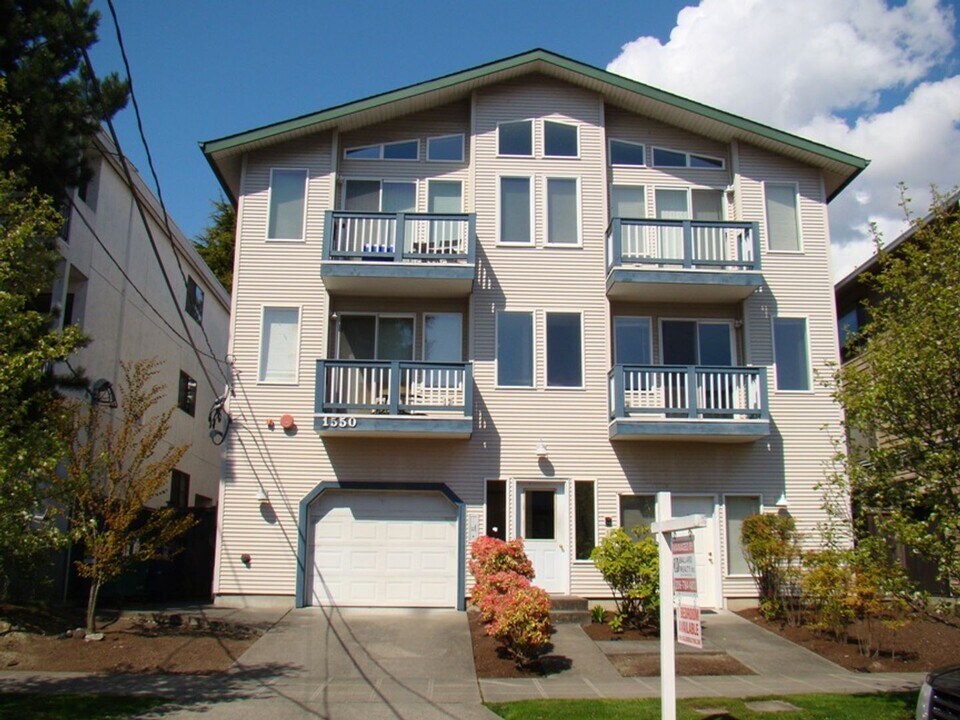 1550 NW 51st St in Seattle, WA - Building Photo