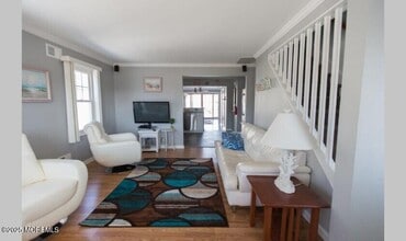 209 Arnold Ave in Point Pleasant Beach, NJ - Building Photo - Building Photo
